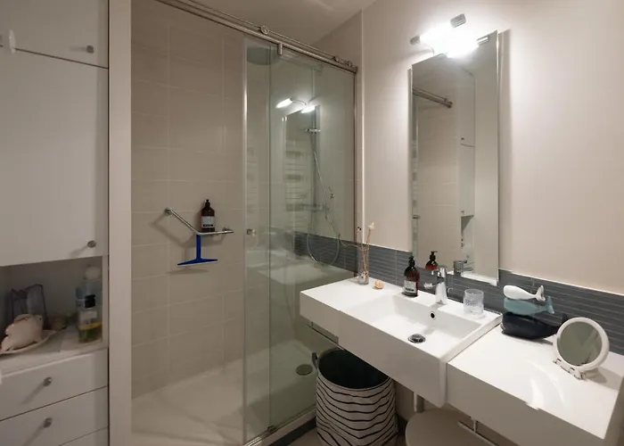 Apartamento Au Bord De L'eau - Vue Imprenable Sur Le Bassin