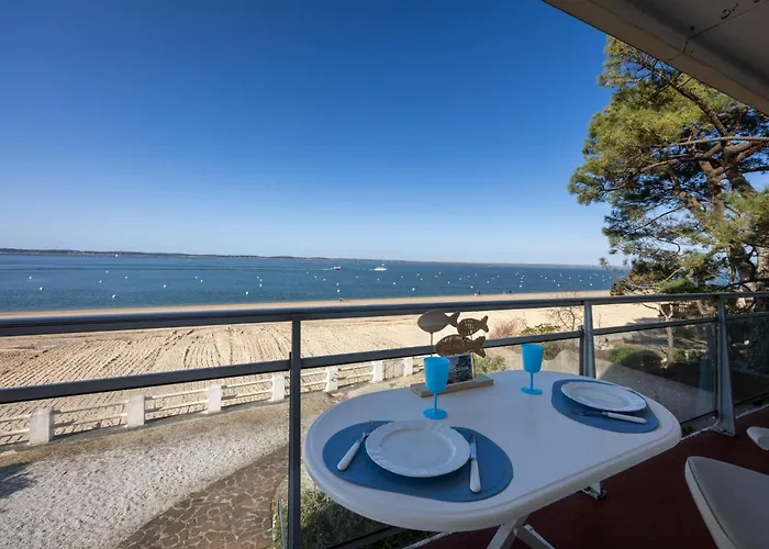 Au Bord De L'eau - Vue Imprenable Sur Le Bassin