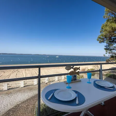 Au Bord De L'eau - Vue Imprenable Sur Le Bassin